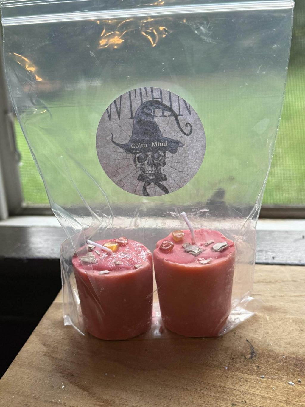 Dragon's Blood Candle - Protection & Strength Ritual Candle with Resin